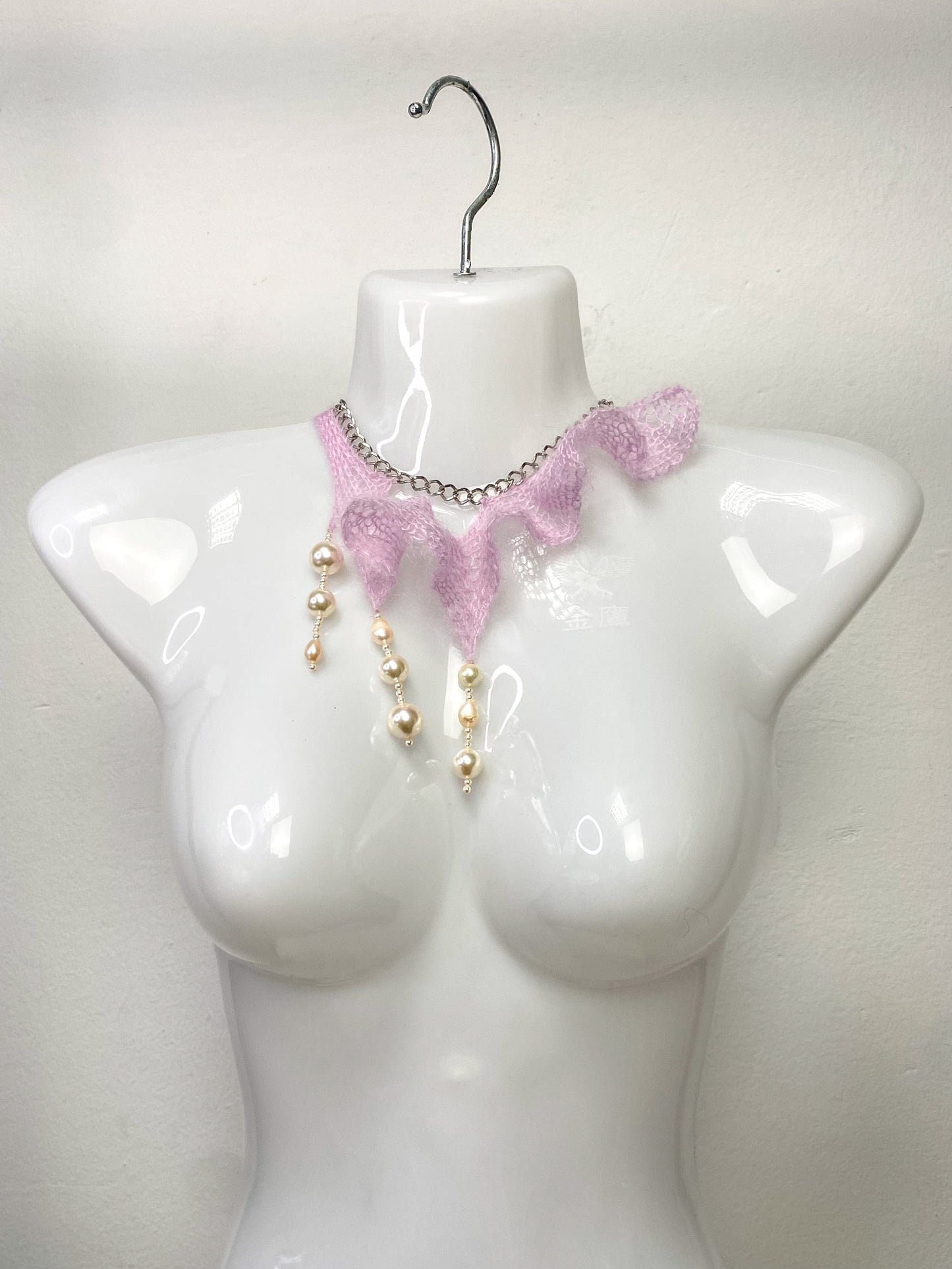 Knitted Choker Pink 1-Lou de Bètoly-APOC STORE