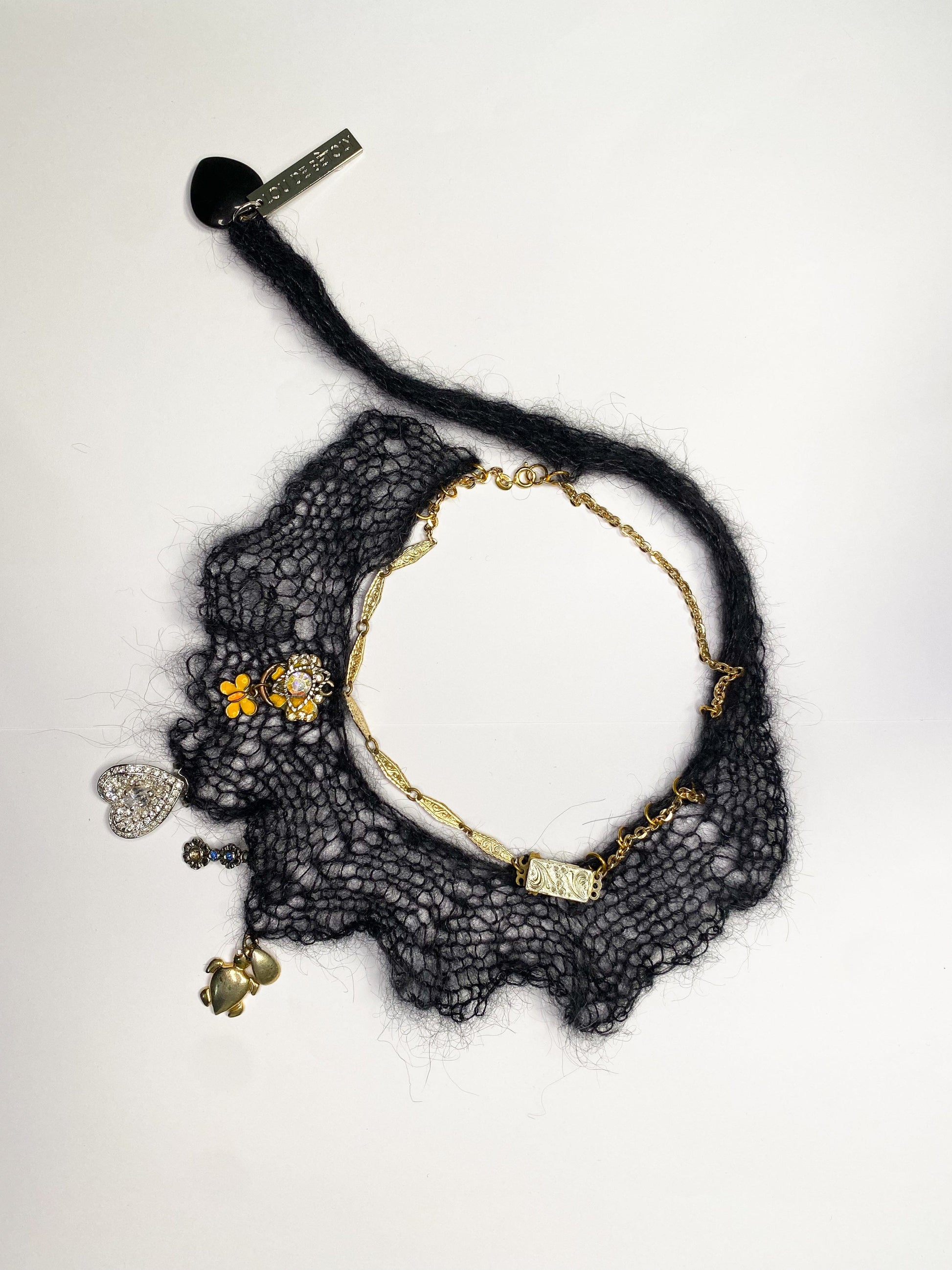 Knitted Choker Black and Gold-Lou de Bètoly-APOC STORE