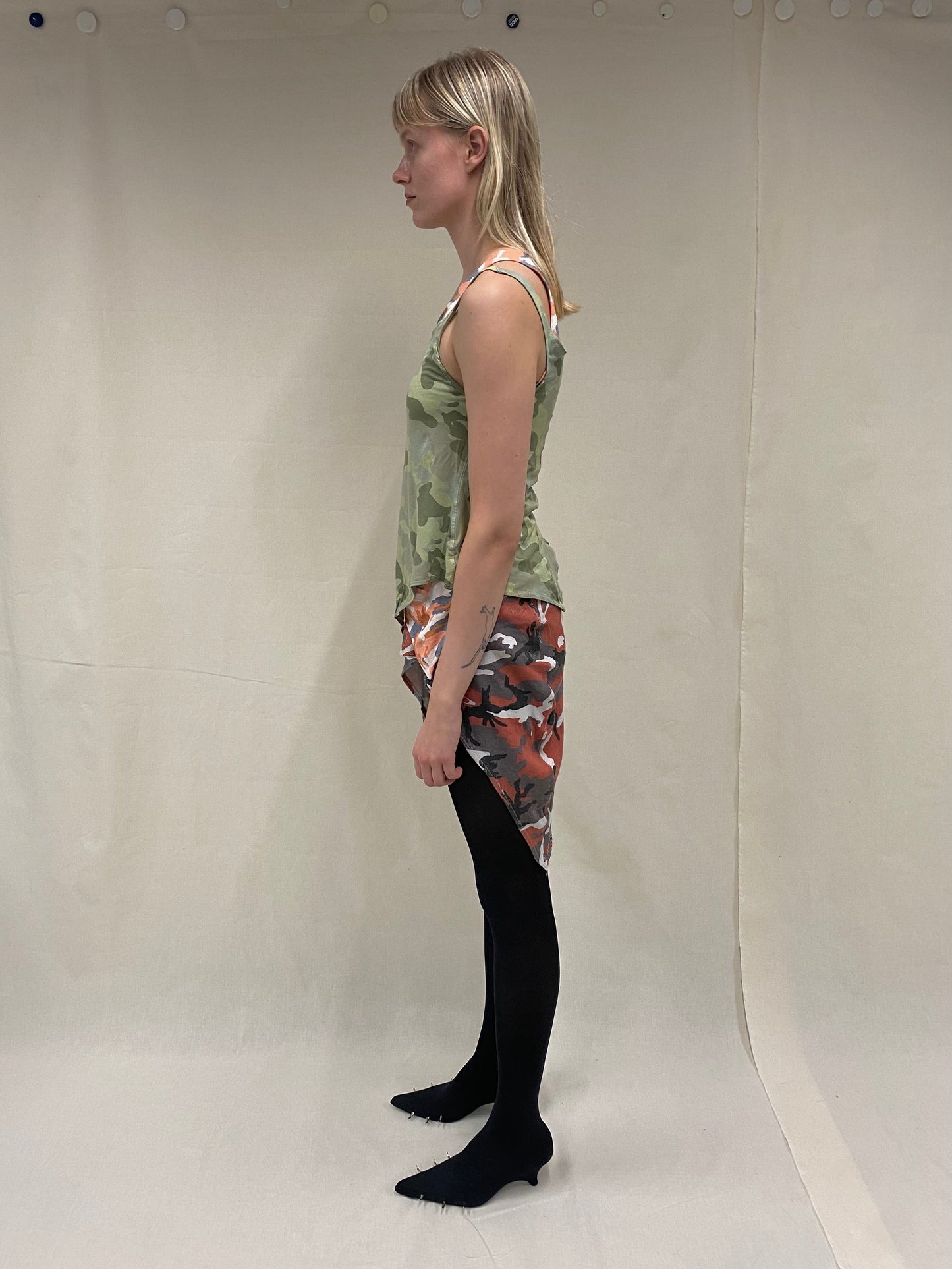 twisted top-suungam-APOC STORE