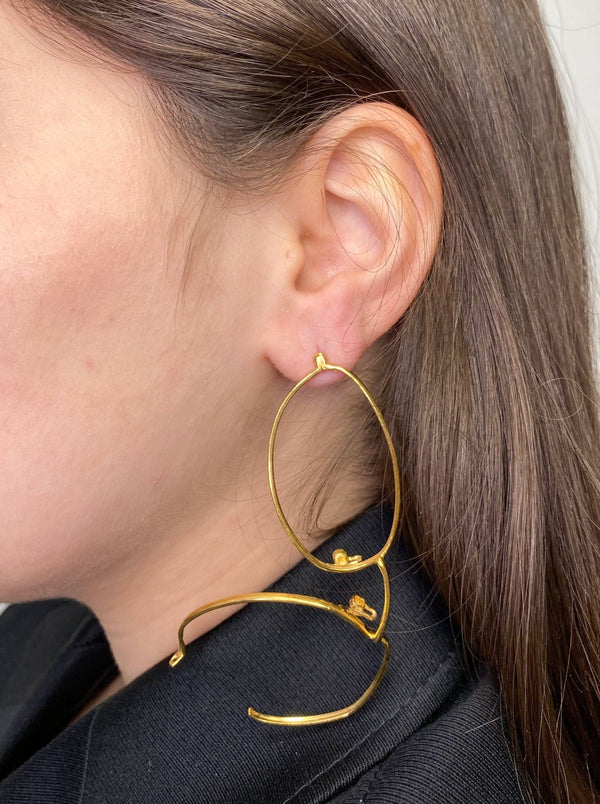 Single big gold glasses earring 3-Lou de Bètoly-APOC STORE