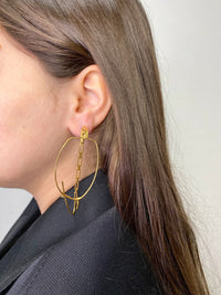 Single big gold glasses earring 2-Lou de Bètoly-APOC STORE