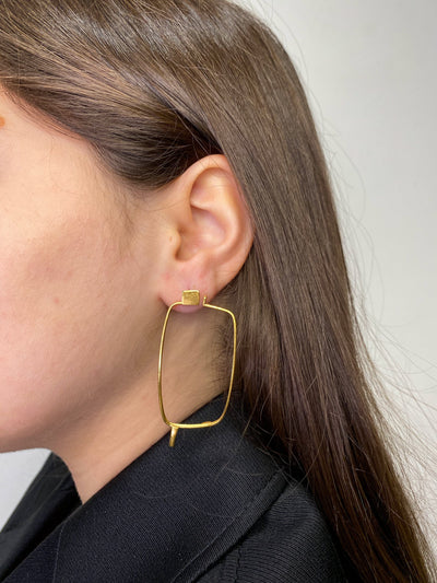 Pair of small gold glasses earrings 1-Lou de Bètoly-APOC STORE