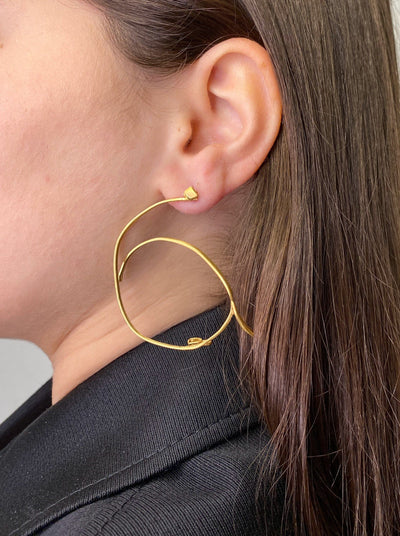 Single small gold glasses earring 2-Lou de Bètoly-APOC STORE