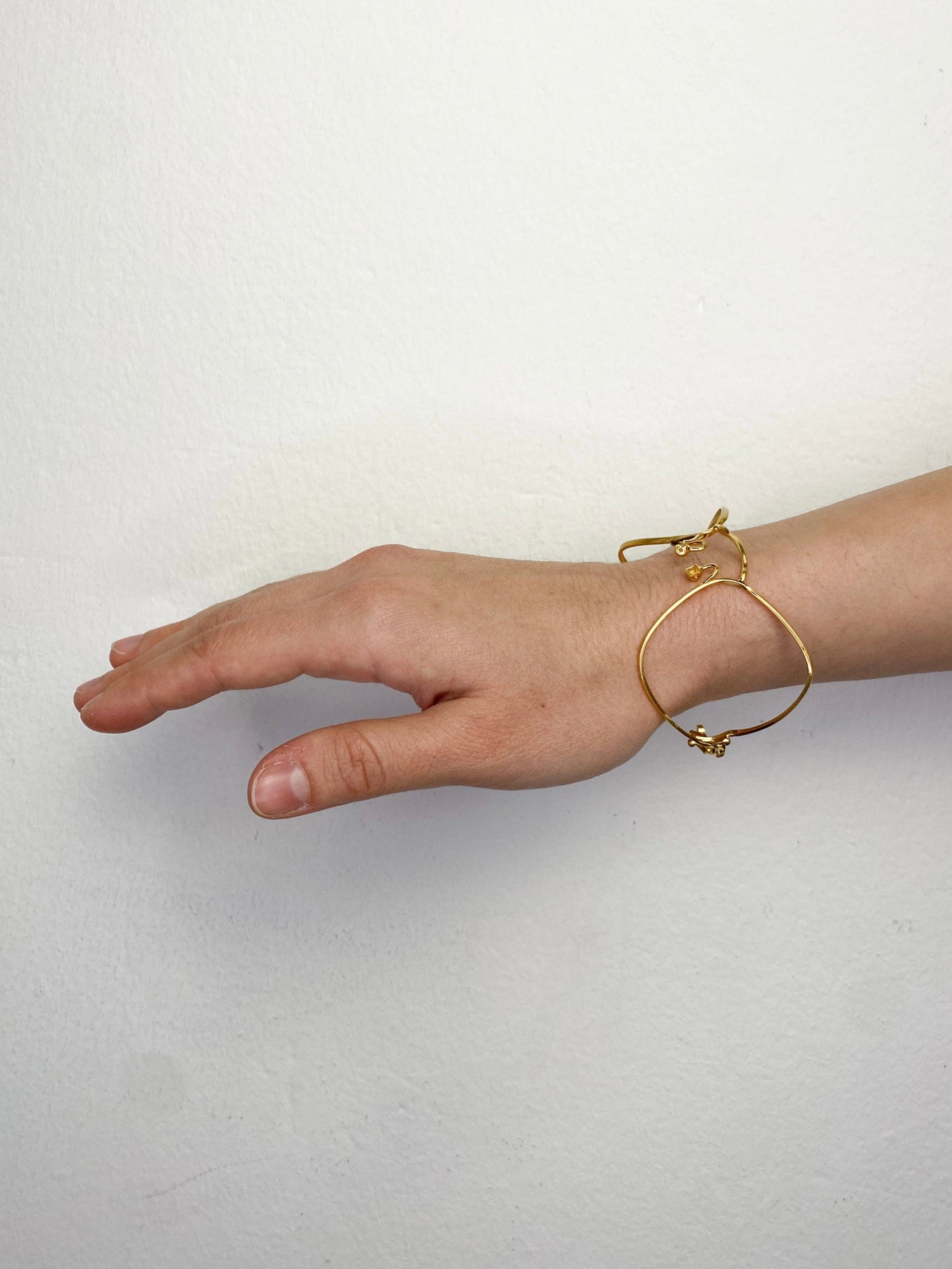 Glasses bracelet-Lou de Bètoly-APOC STORE