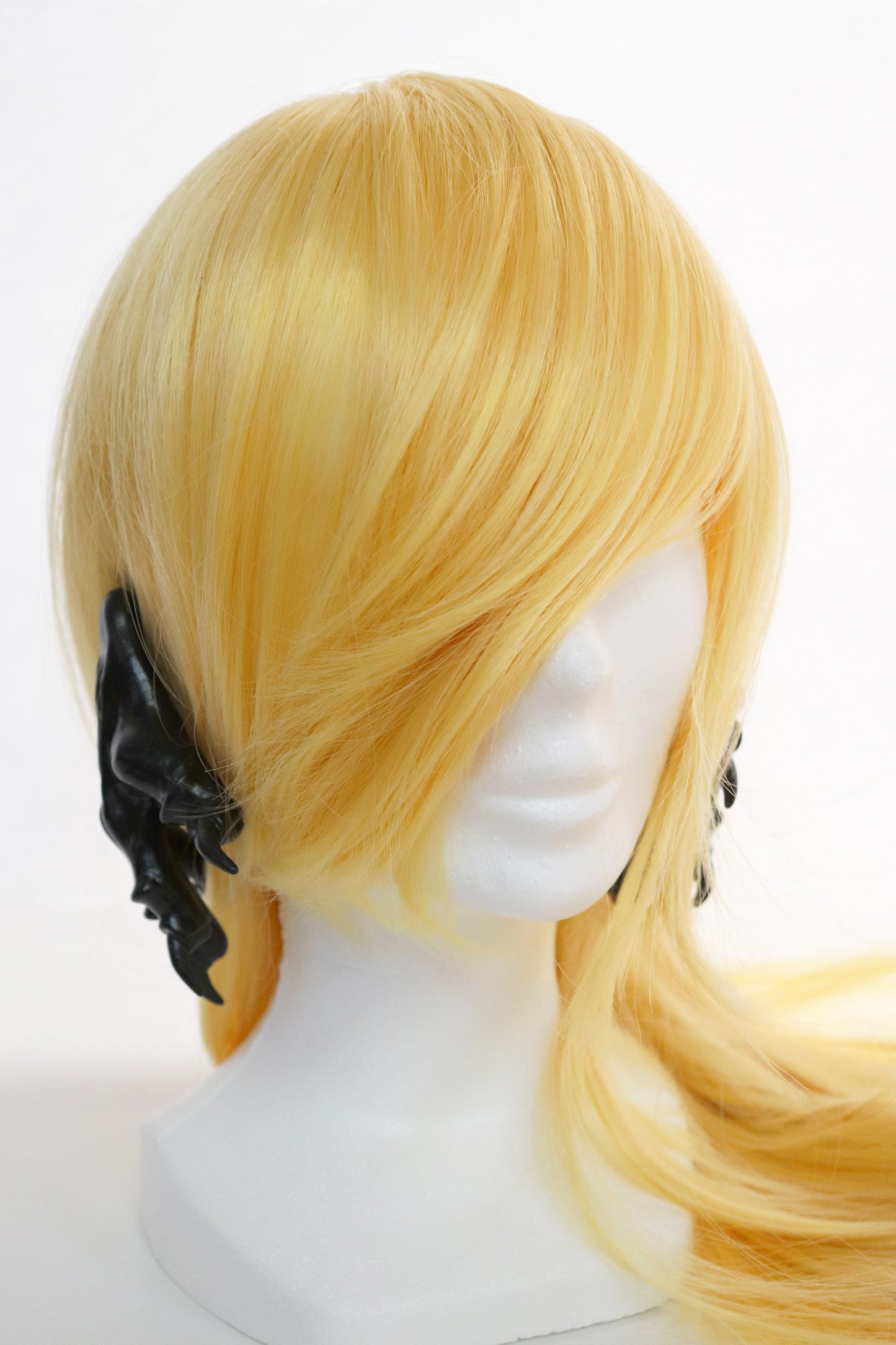 Shiny black paw earrings-Naomi Gilon-APOC STORE