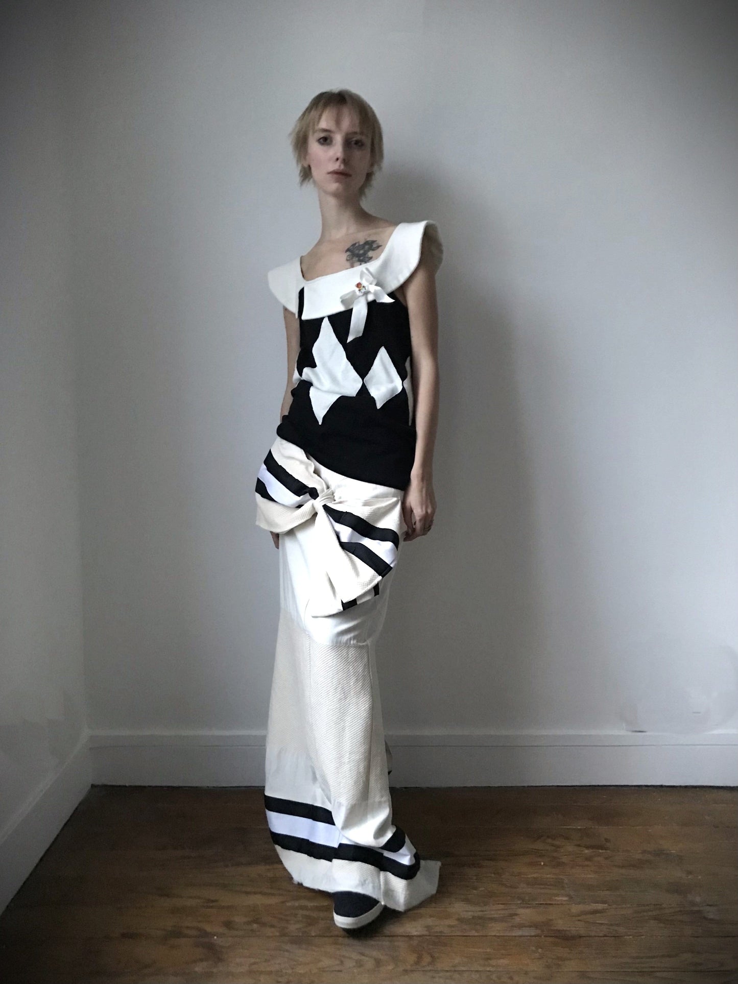 Bow skirt-Polyhedron-APOC STORE