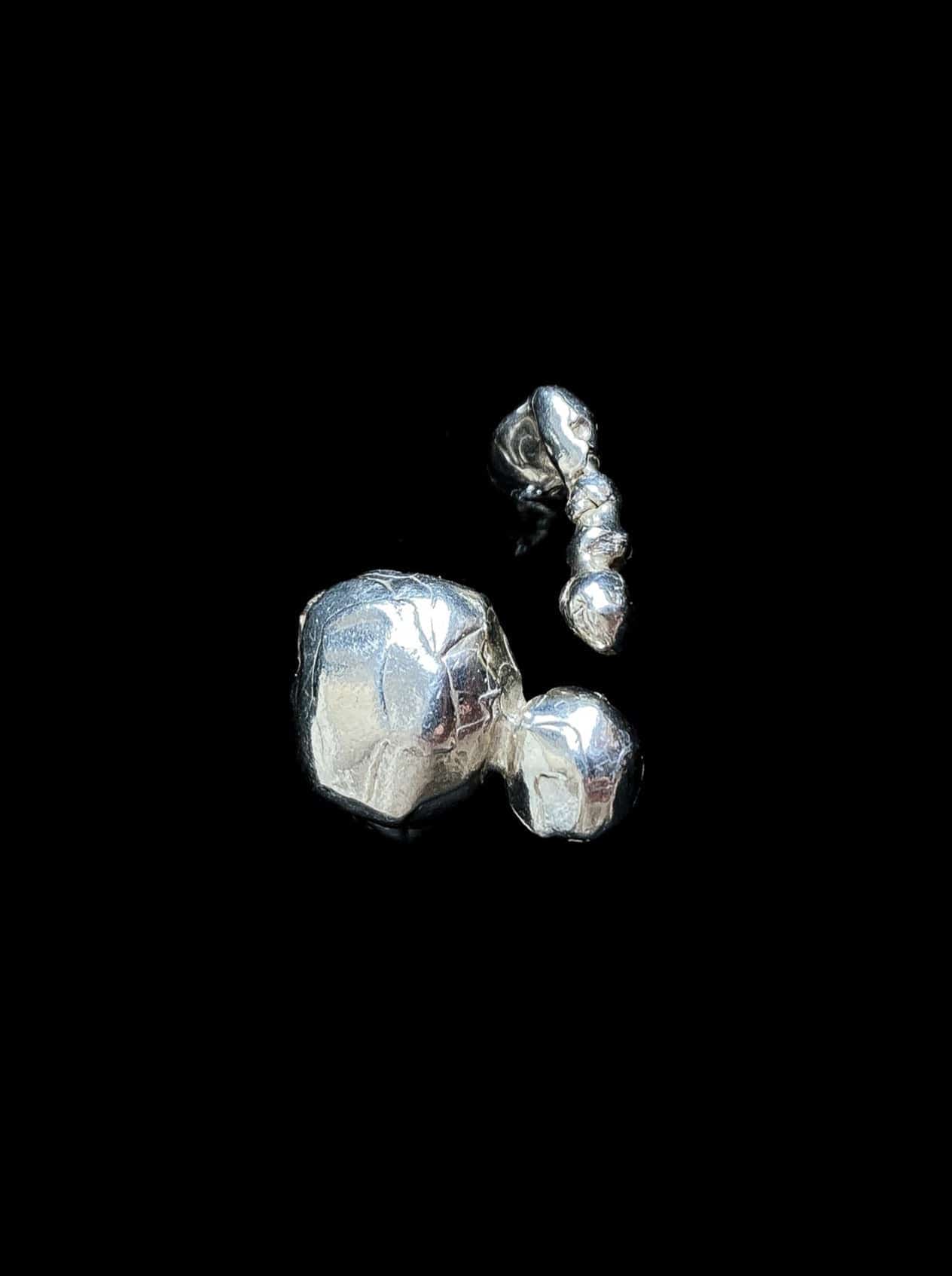 Metallic beads ring-MIFIG-APOC STORE