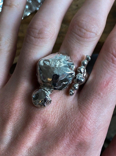 Silver metallic beads ring-MIFIG-APOC STORE