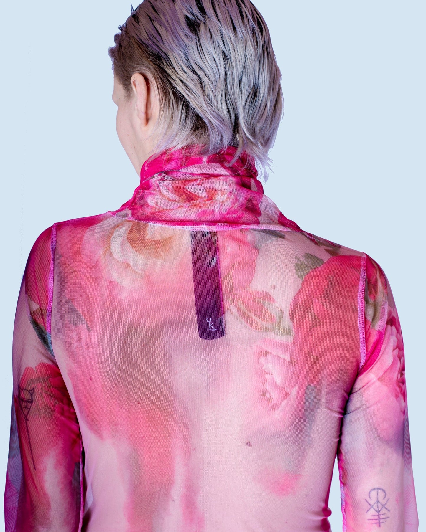 "MELTING ROSES" TURTLENECK-KAWAkEY-APOC STORE