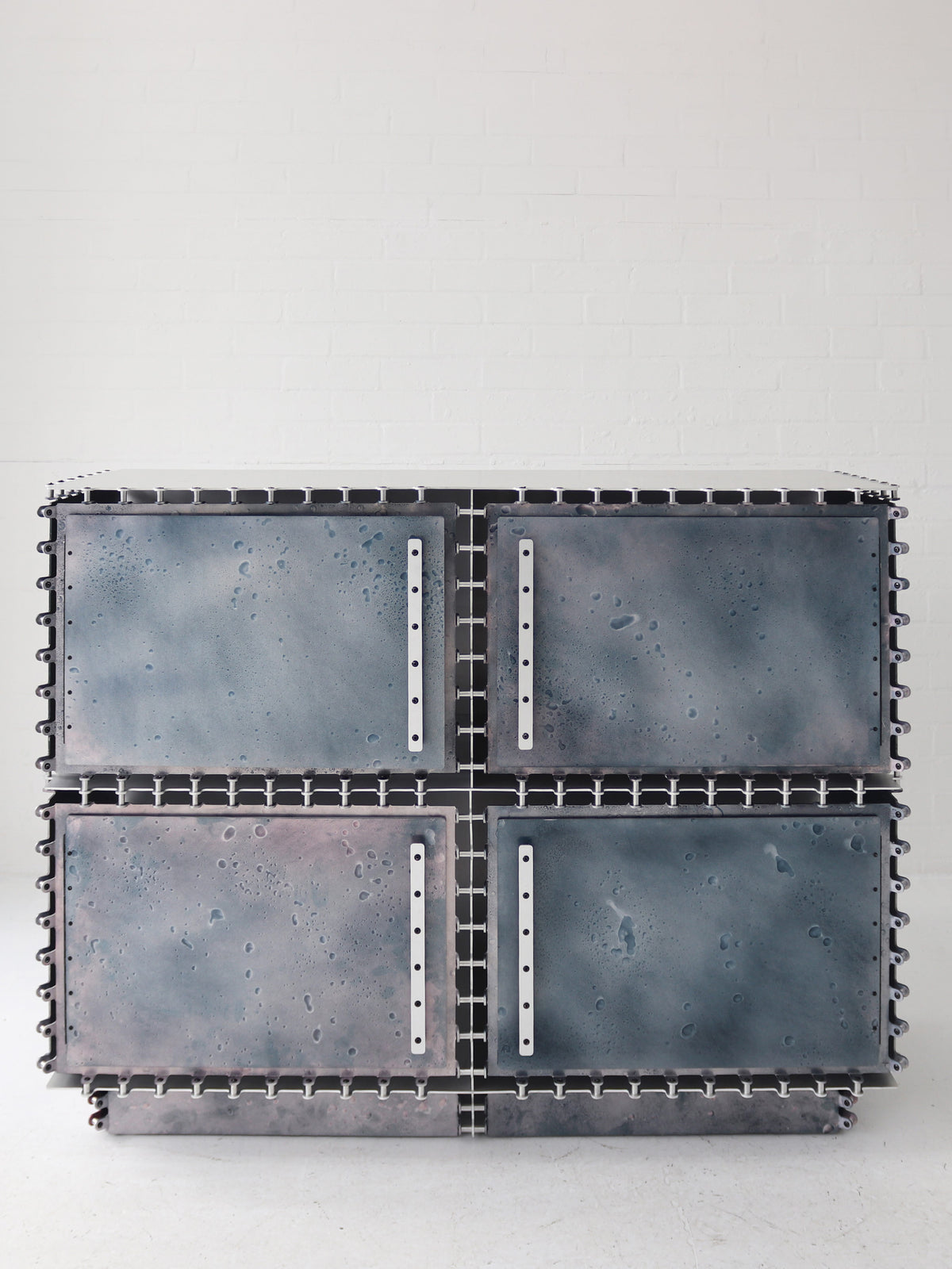 564 Rivets - Cabinet
