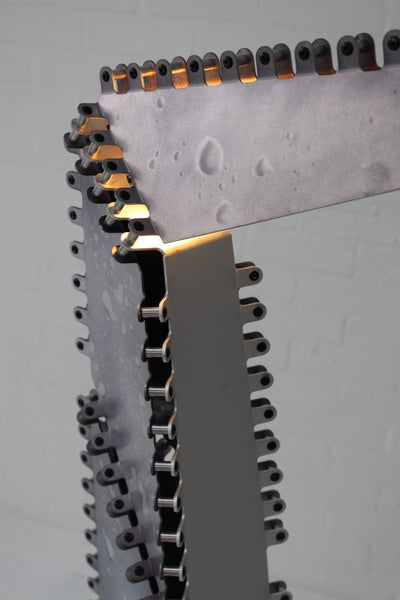300 Rivets - Floor Lamp