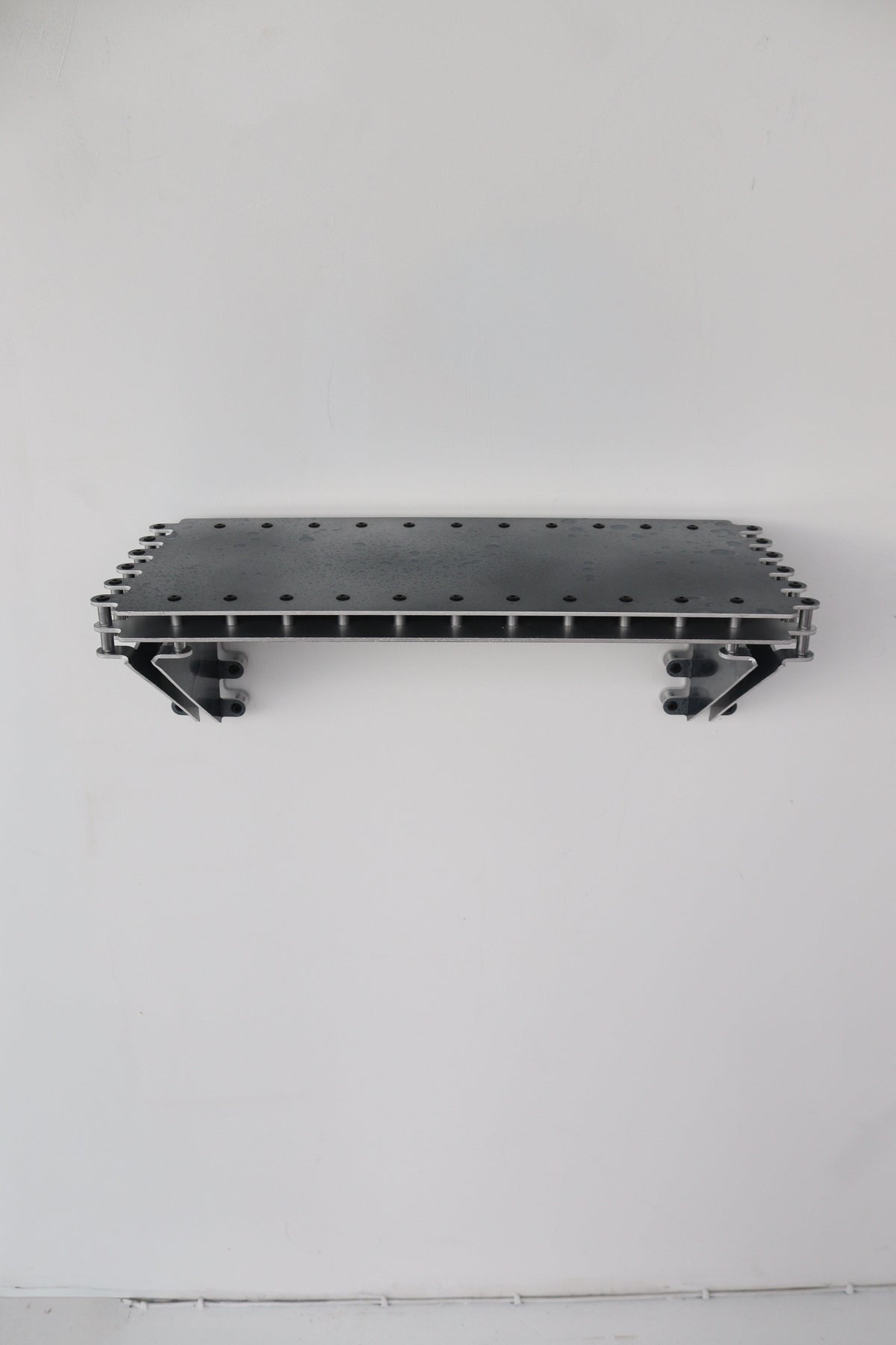 70 Rivets - Shelf