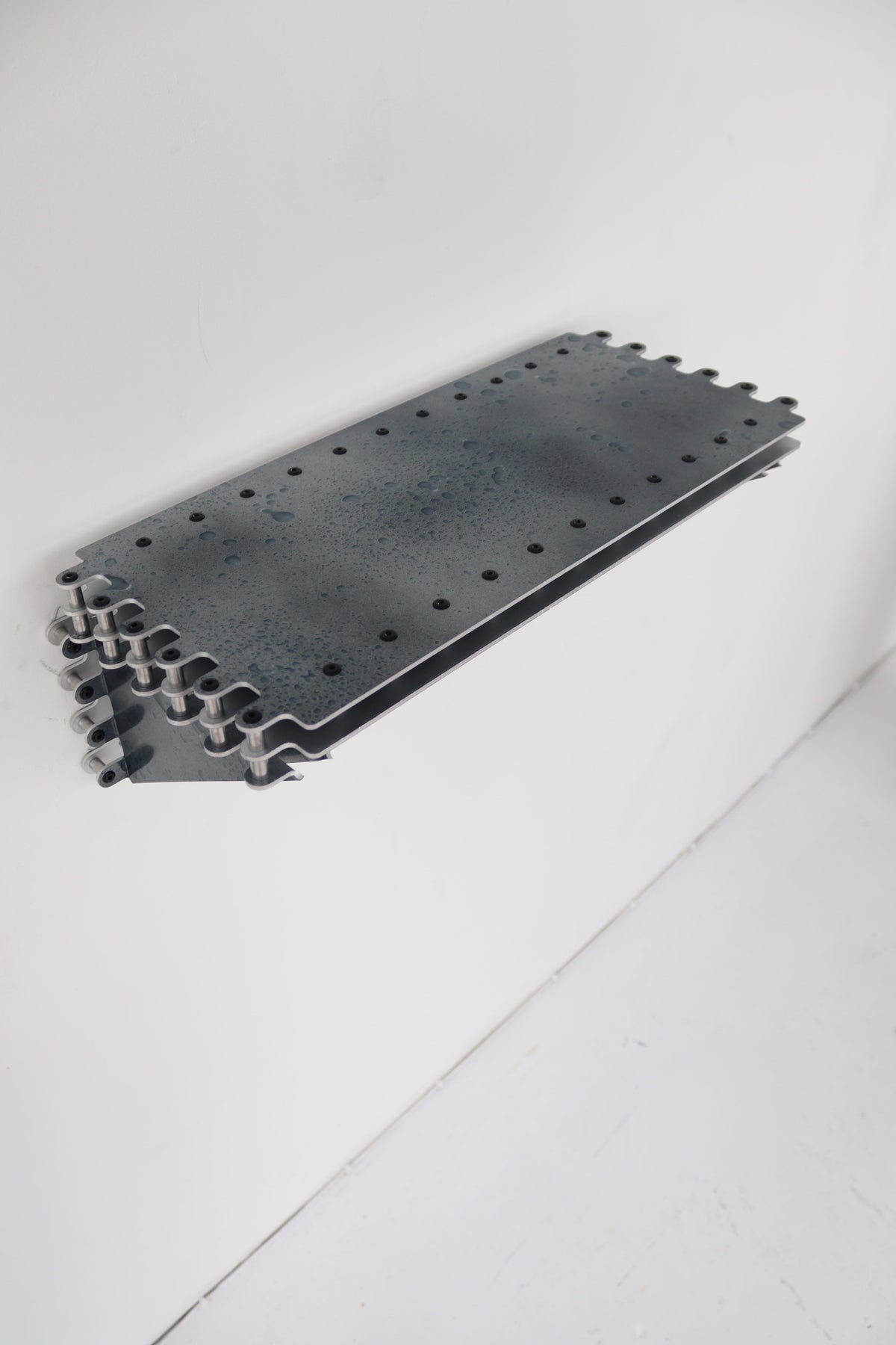70 Rivets - Shelf
