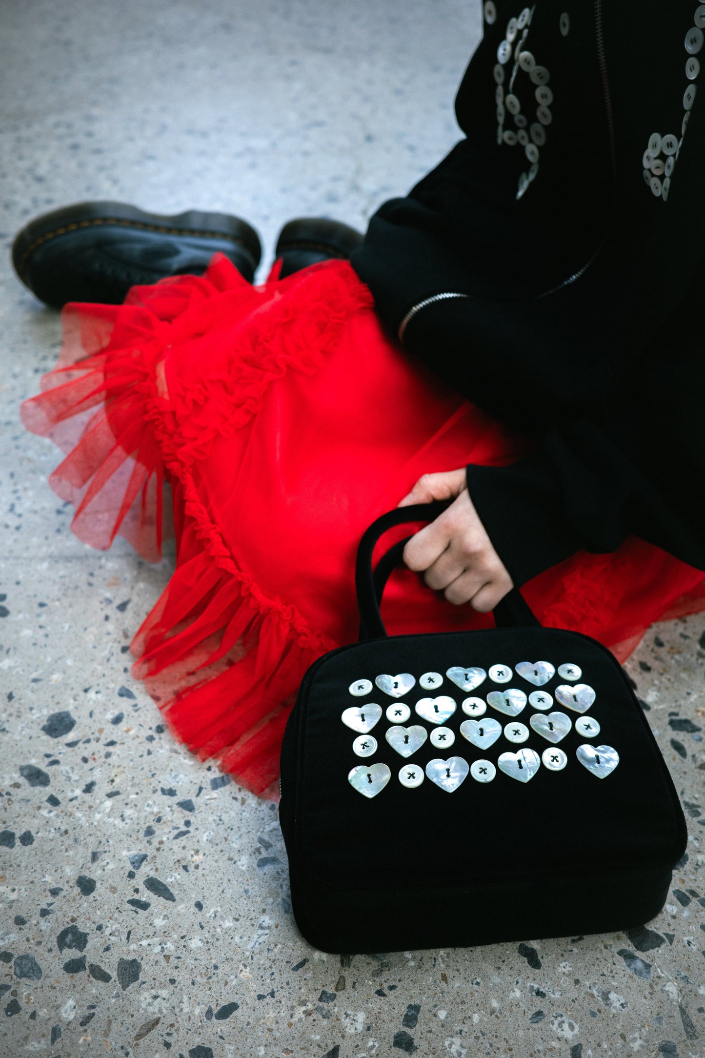 MOTHER-OF-PEARL COTTON VELVET HAND BAG-SAENGIN STUDIOS-APOC STORE