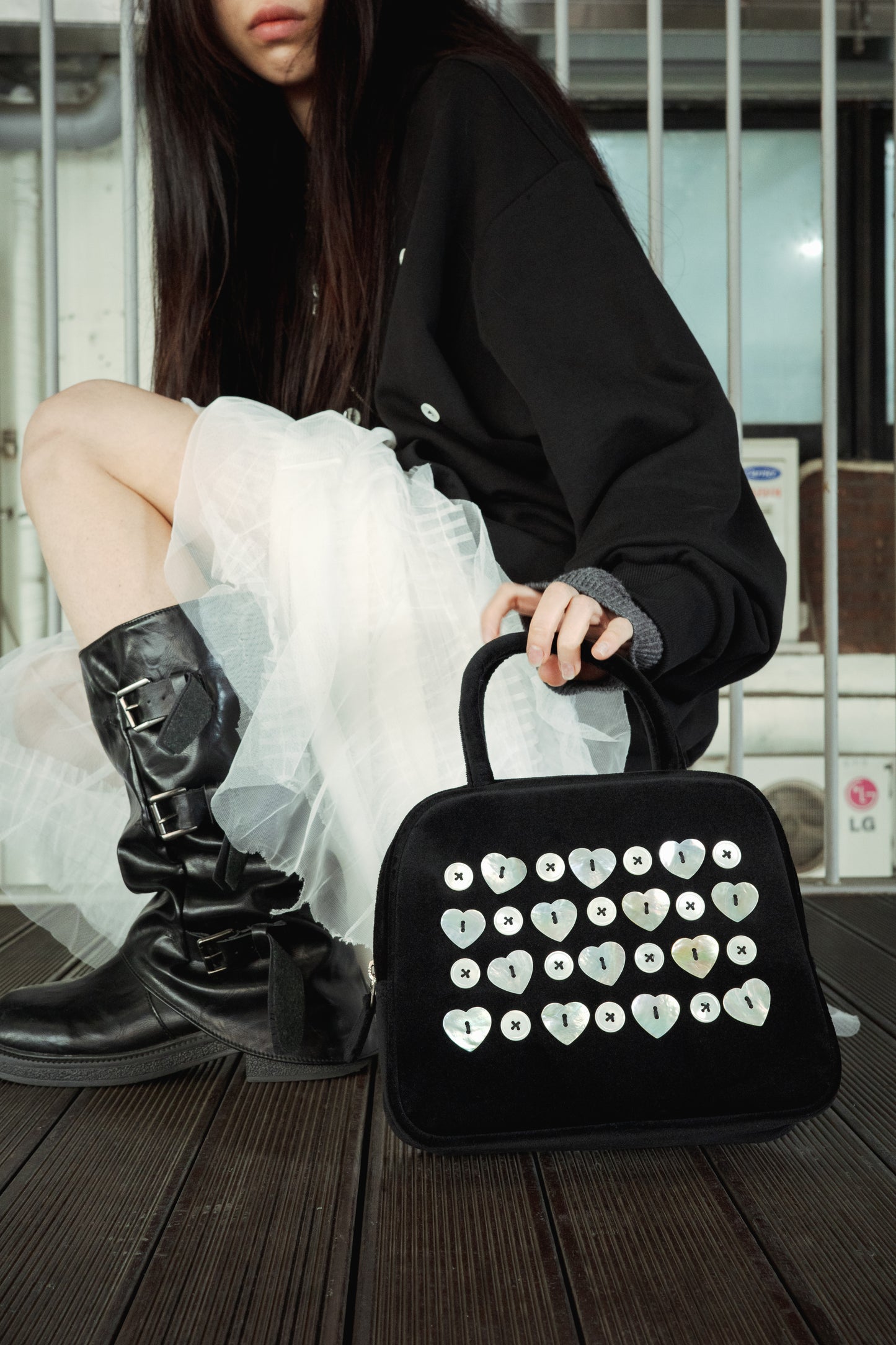 MOTHER-OF-PEARL COTTON VELVET HAND BAG-SAENGIN STUDIOS-APOC STORE