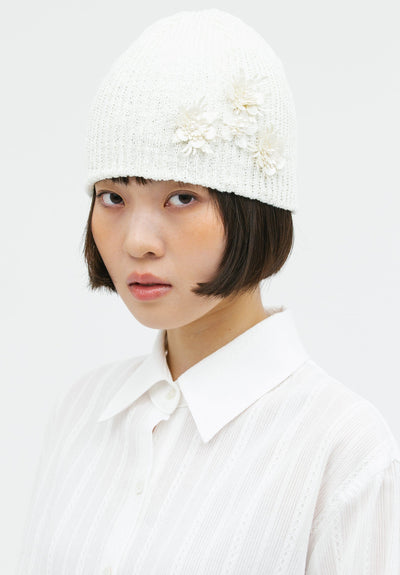 FLOWER PATCH BEANIE WHITE-SAENGIN STUDIOS-APOC STORE