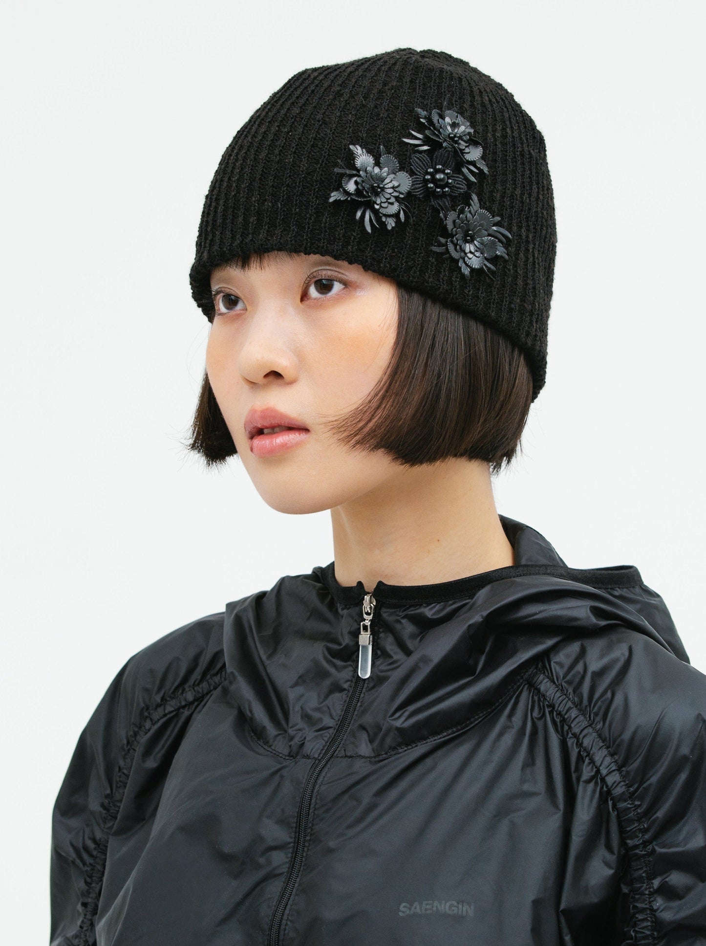 FLOWER PATCH BEANIE BLACK-SAENGIN STUDIOS-APOC STORE