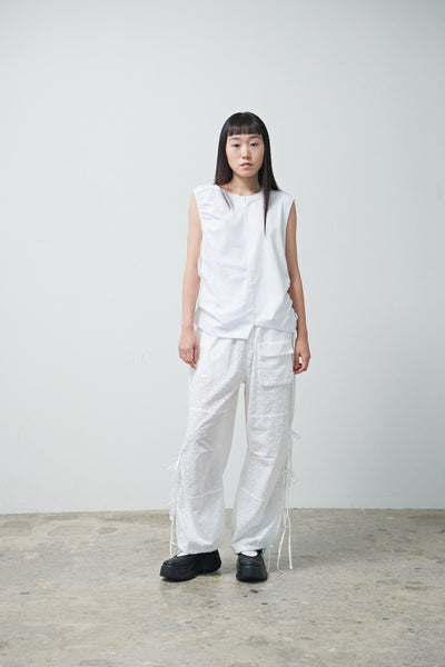 HALF SHA VEST WHITE-SAENGIN STUDIOS-APOC STORE