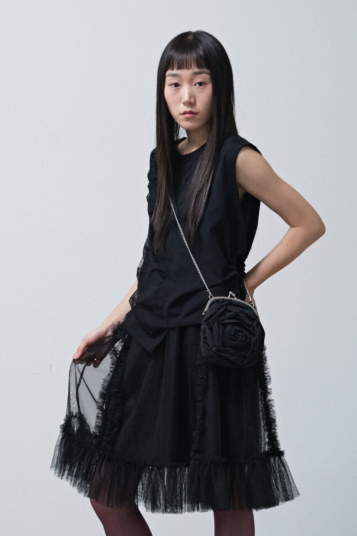 HALF SHA VEST BLACK-SAENGIN STUDIOS-APOC STORE