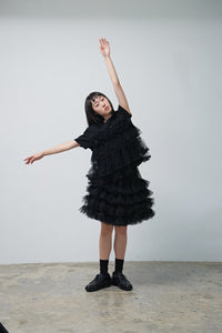 ROSE SYMPHONY SHORT SLEEVE BLACK-SAENGIN STUDIOS-APOC STORE