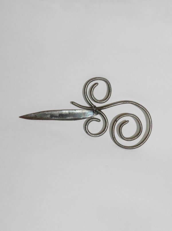 The spiral knife-Chloe Arrouy-APOC STORE