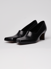 Black slashed heels-Sung Ju-APOC STORE