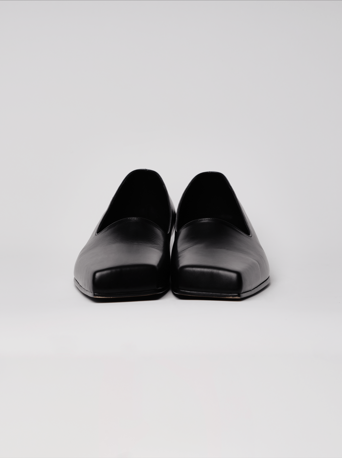 black slashed loafers-Sung Ju-APOC STORE