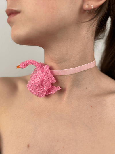 Swan choker Pink-Lou de Bètoly-APOC STORE