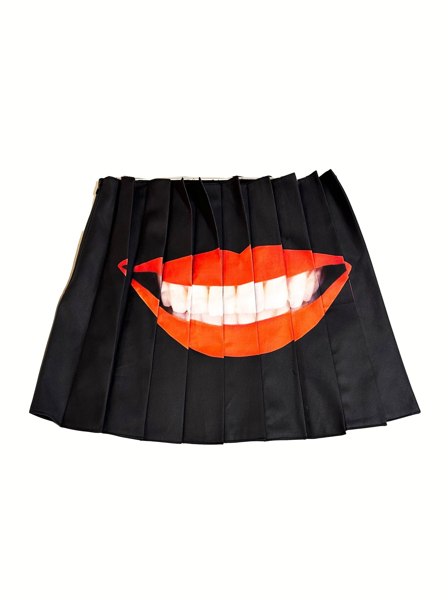 Smile Please Skirt-Leeann Huang-APOC STORE