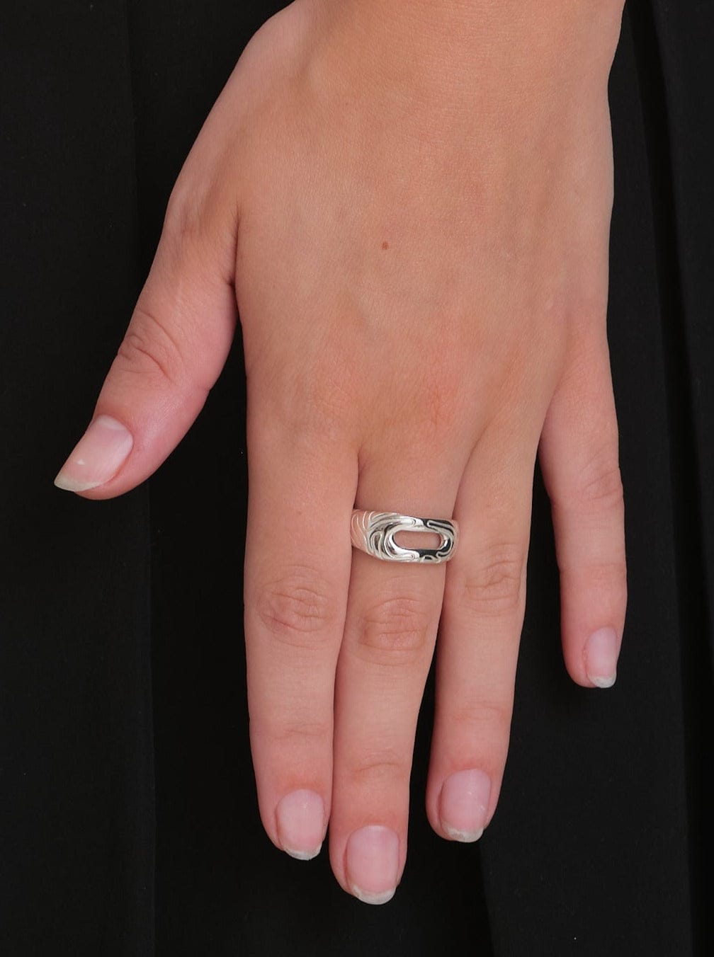 OCTI Thin Globe Ring – APOC STORE