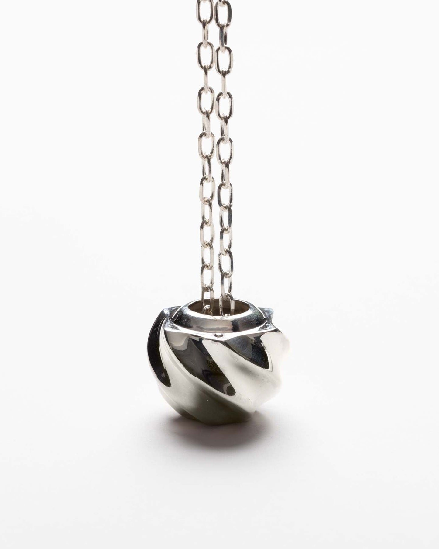VASIJA NECKLACE-JUANITA CARE-APOC STORE
