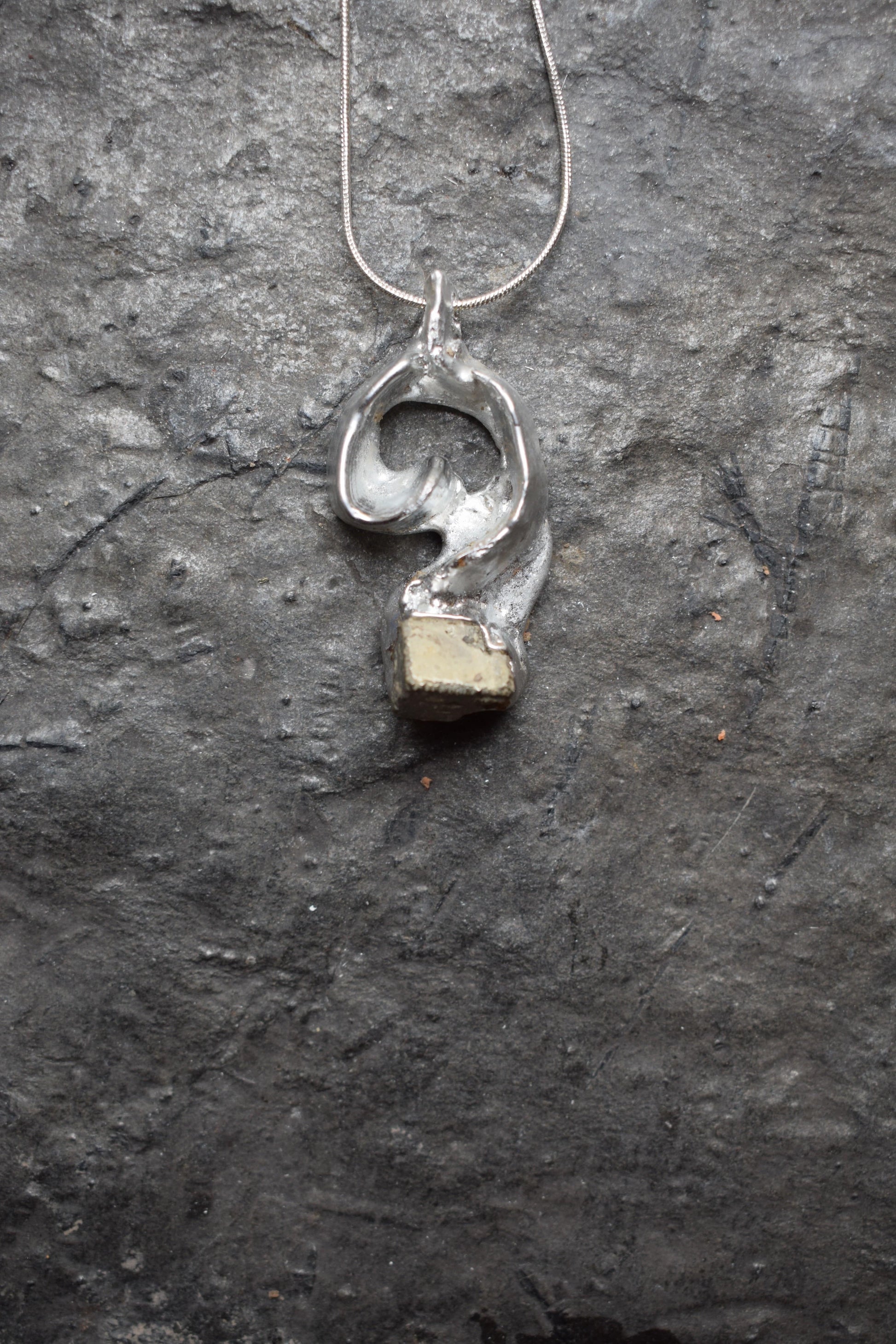 Vilfrid Pendant-Anniken Ovrebo-APOC STORE