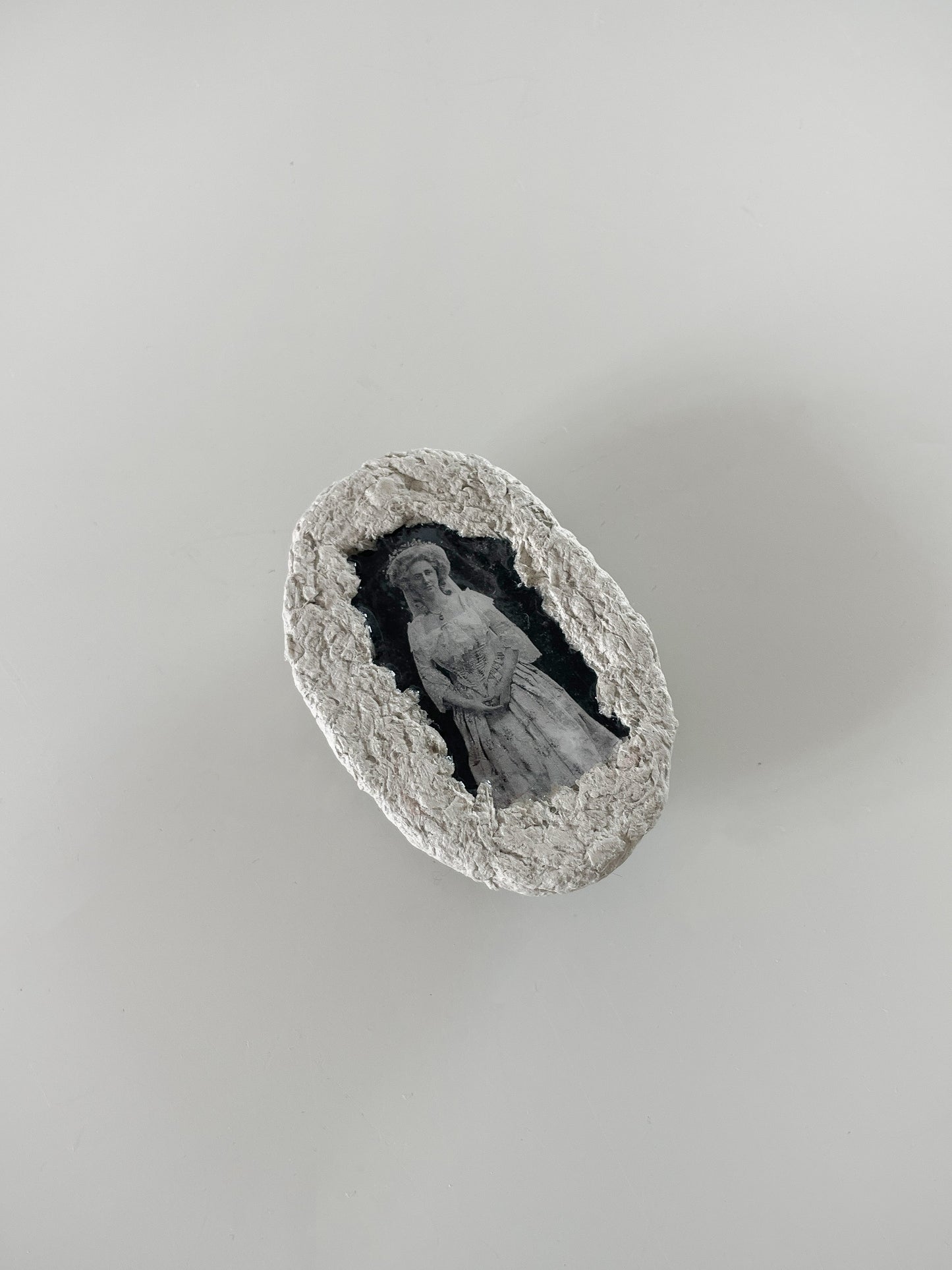 Valborg Hansson Brooch-Sisse Bjerre-APOC STORE