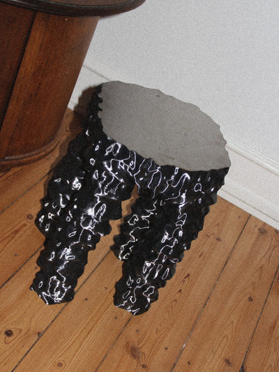 TABLE 01-KRATER.OBJECTS-APOC STORE