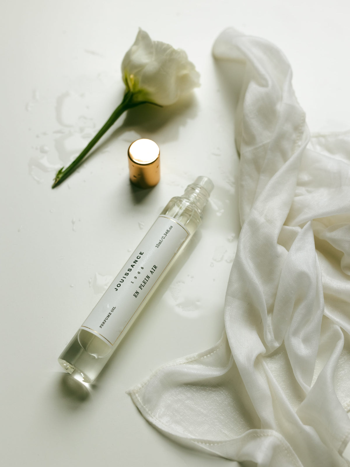 EN PLEIN AIR Roll-on Perfume Oil-Jouissance Parfums-APOC STORE