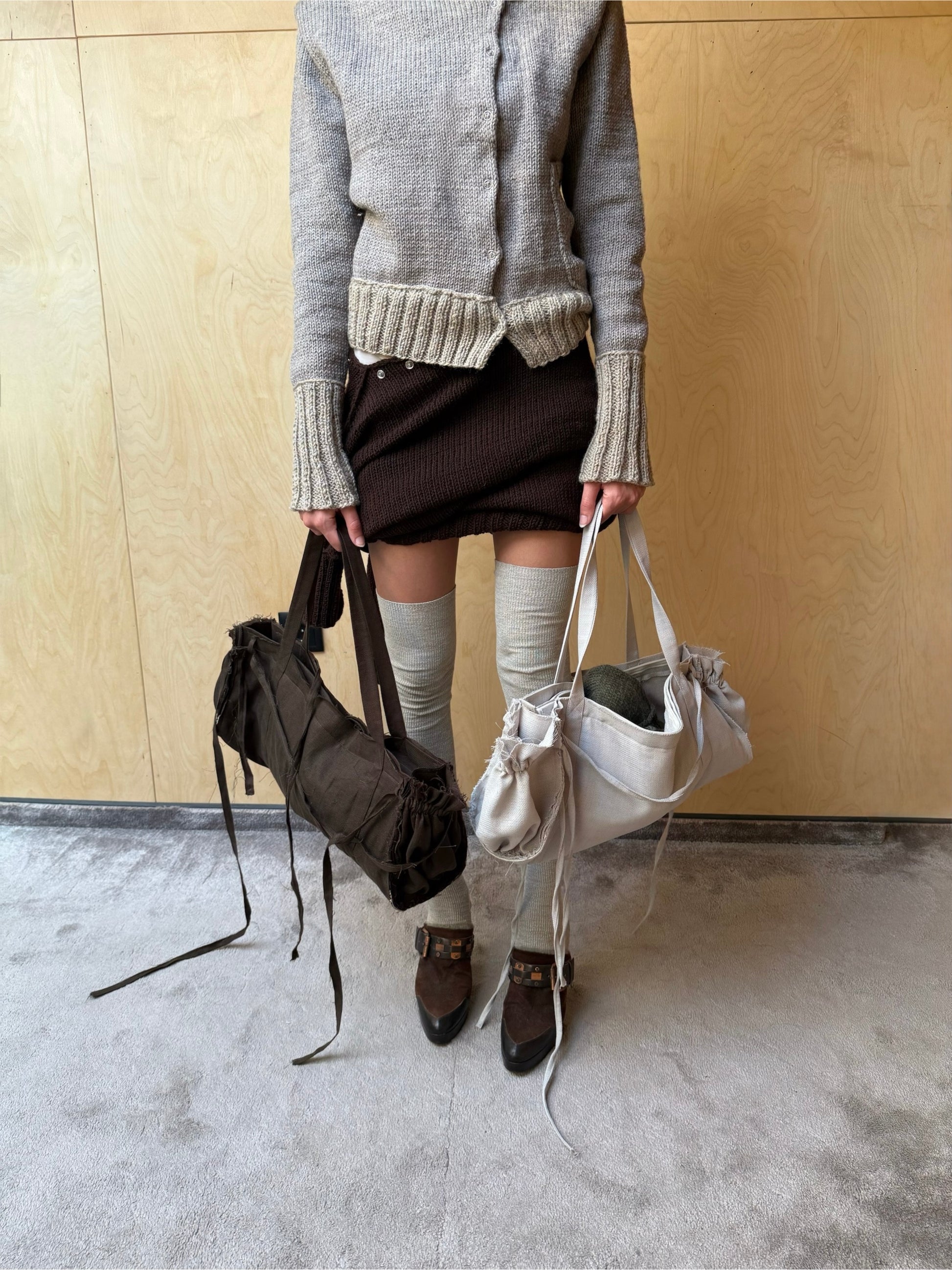 Tote “Father’s bag” in Dusty-V4K-APOC STORE