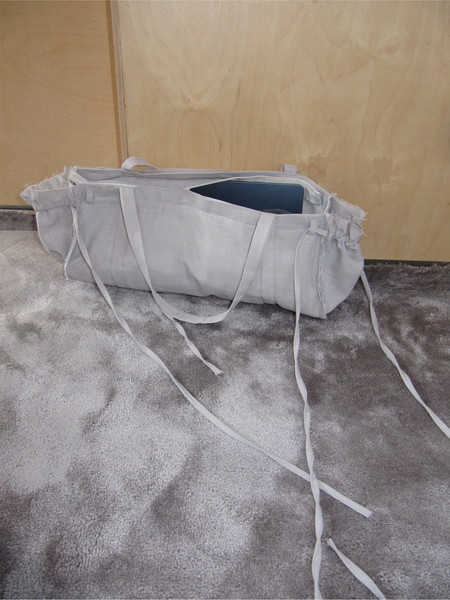 Tote “Father’s bag” in Dusty-V4K-APOC STORE