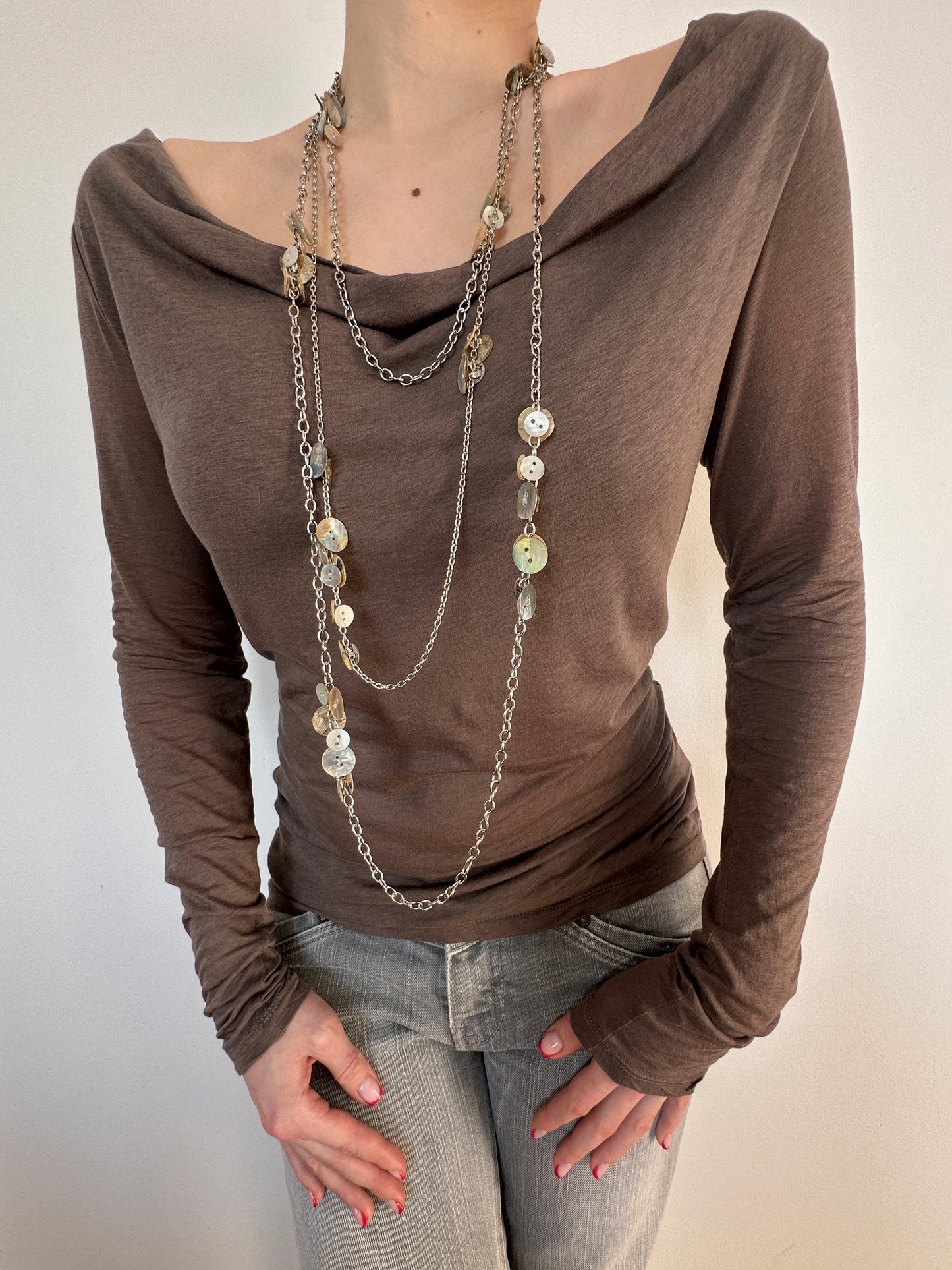 Button long chain-Alisa Cayoo-APOC STORE