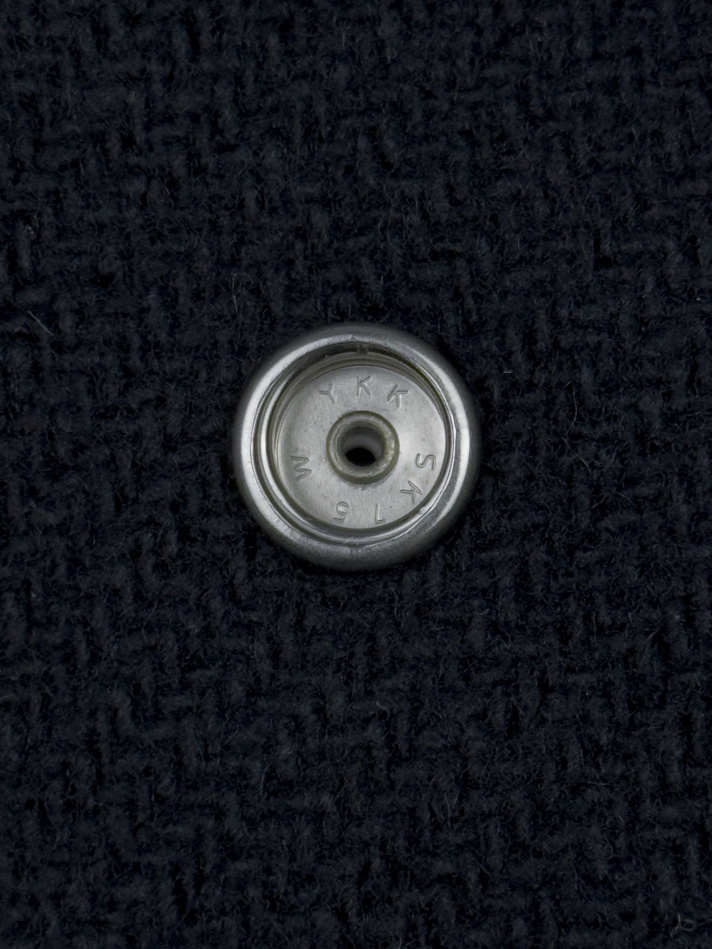 LV.1 Coats X-NOTINLIST-APOC STORE