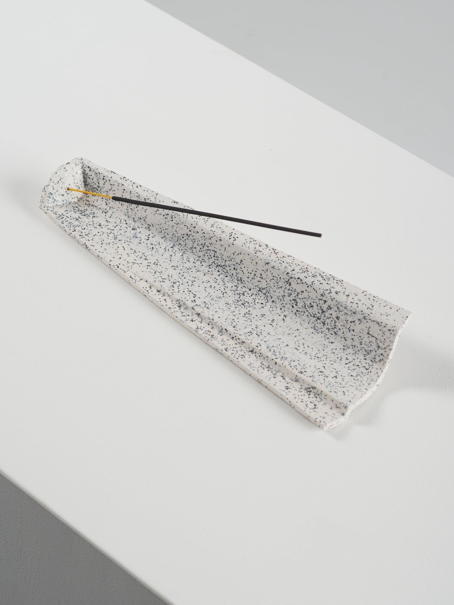 Petra ceramic incense holder white-Pierre Castignola-APOC STORE