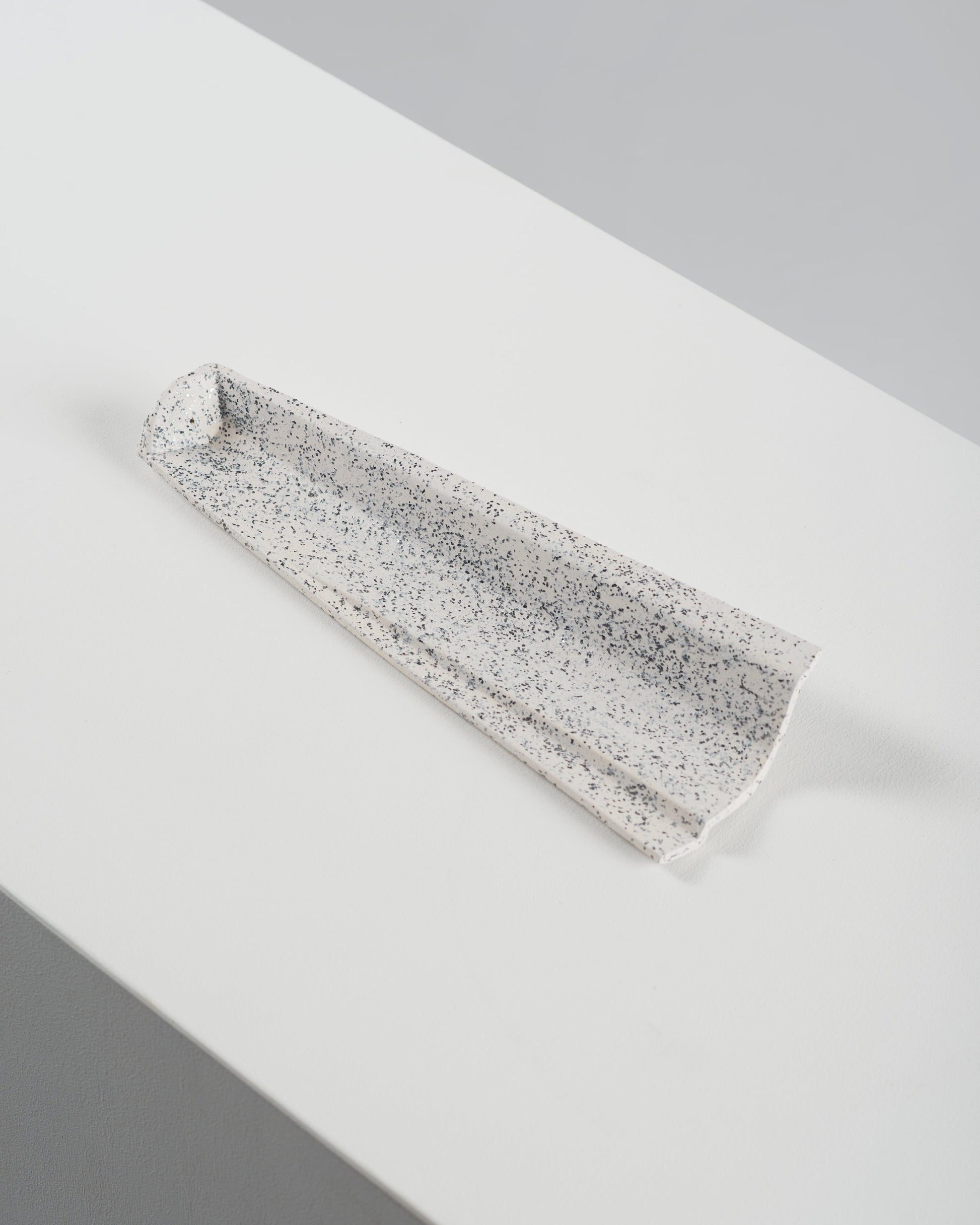 Petra ceramic incense holder white-Pierre Castignola-APOC STORE