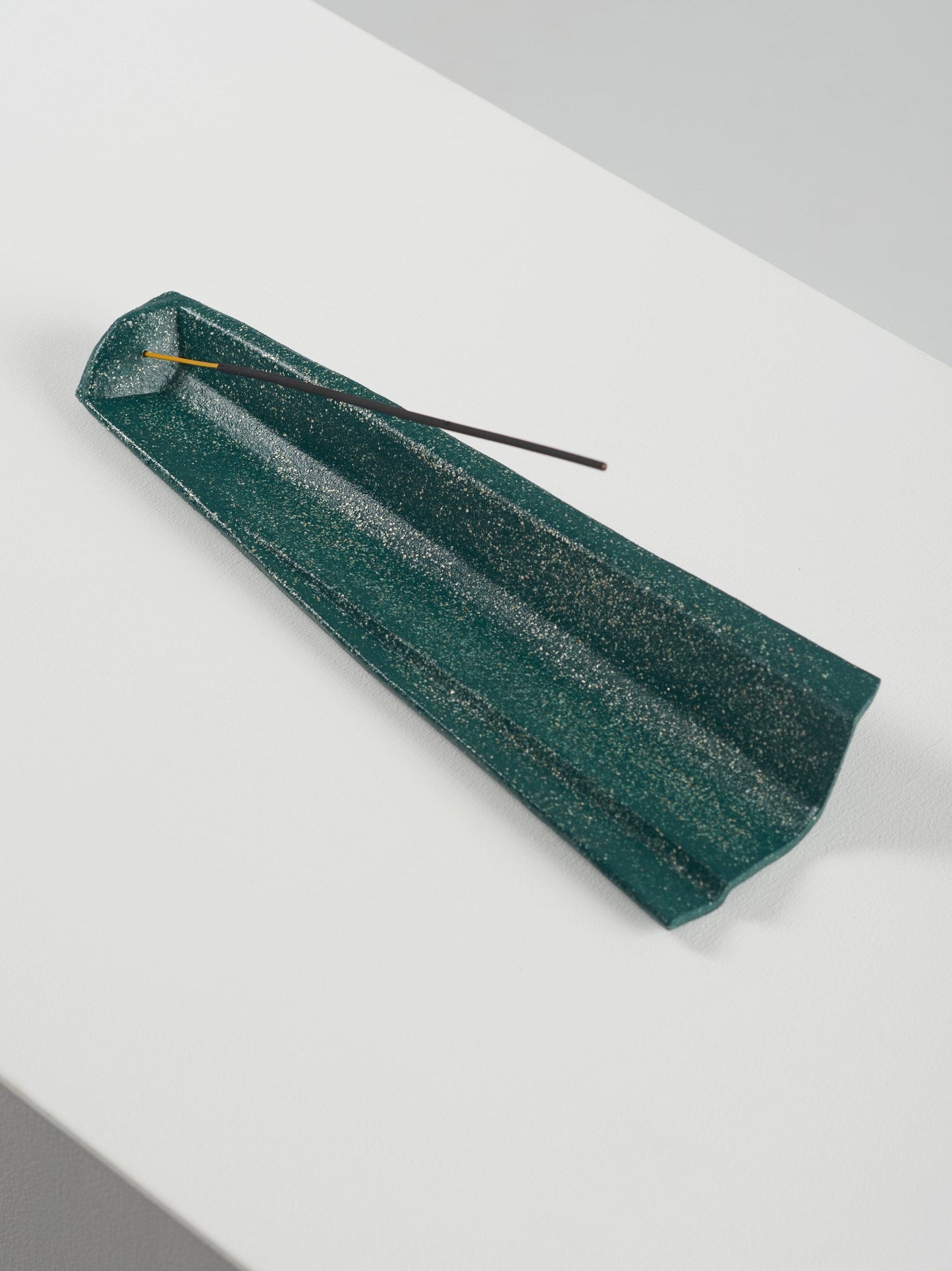 Petra ceramic incense holder green-Pierre Castignola-APOC STORE