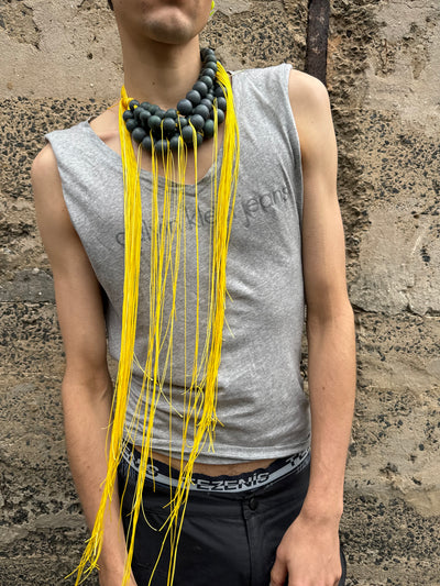 Go piss girl-TÔ GENESIS-APOC STORE