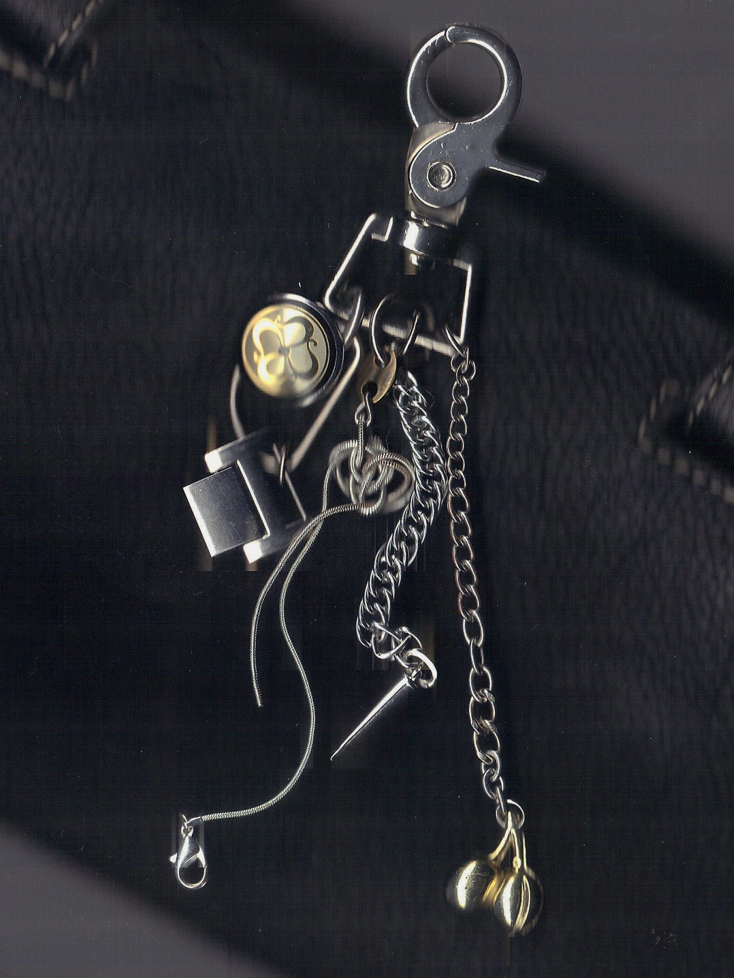 Cherry keychain-Alisa Cayoo-APOC STORE