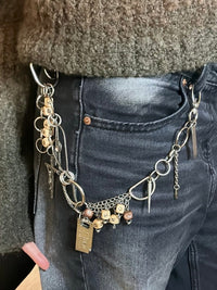 Cross Rosary chain-Alisa Cayoo-APOC STORE