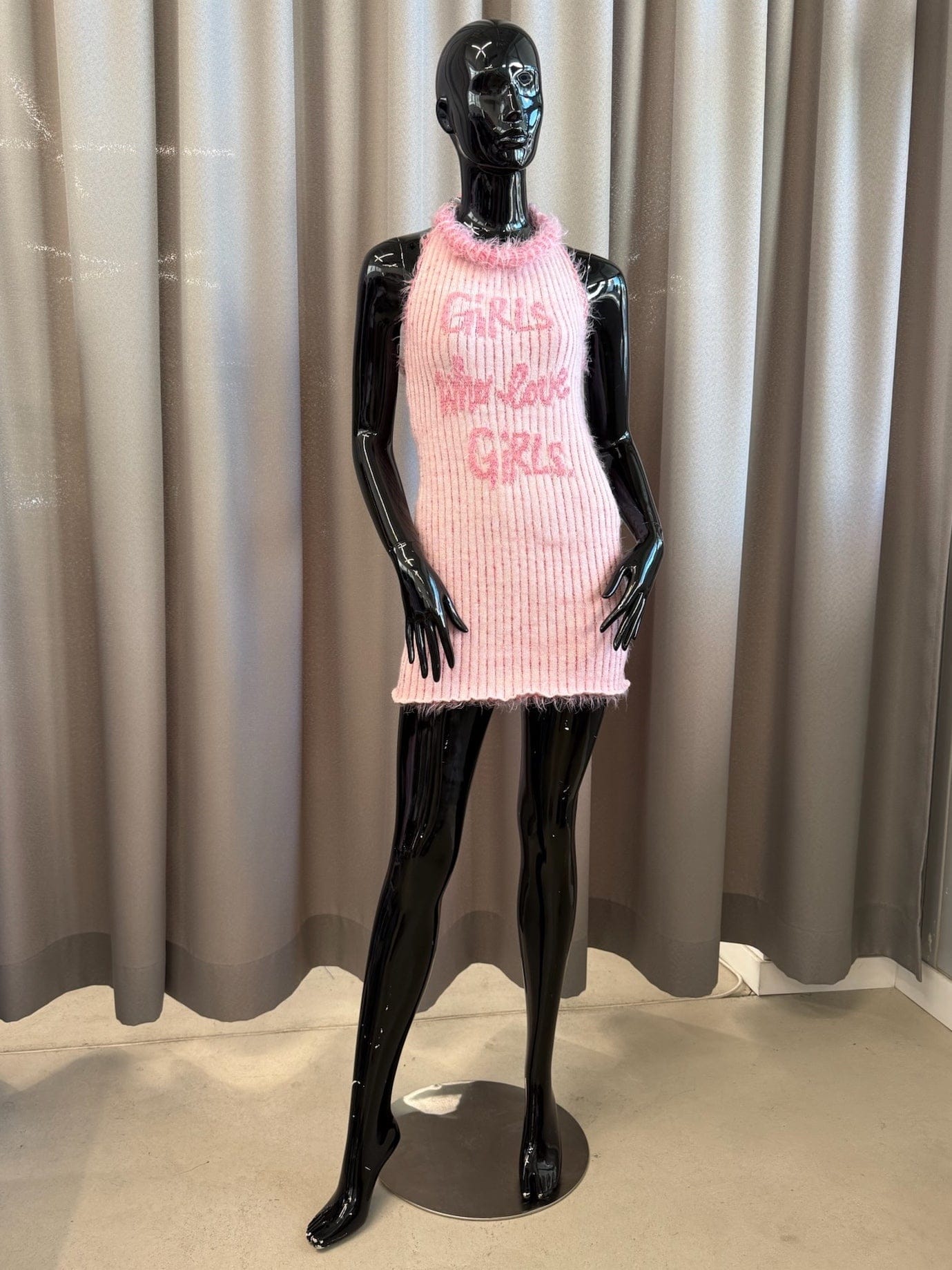 "GIRLS who love GIRLS" dress-TATi-APOC STORE