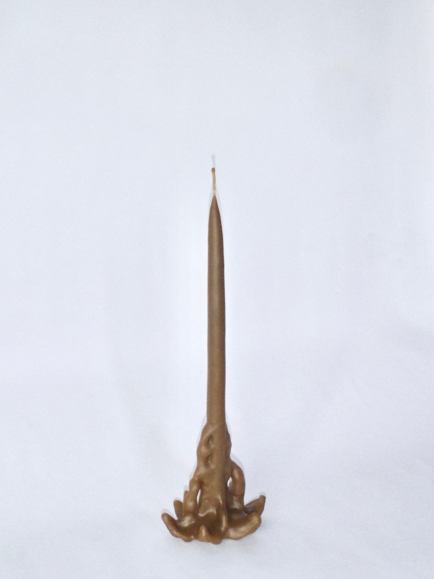 lilac candle-Ola Lewczyk-APOC STORE