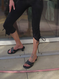 Clarita capri black-ATH-APOC STORE