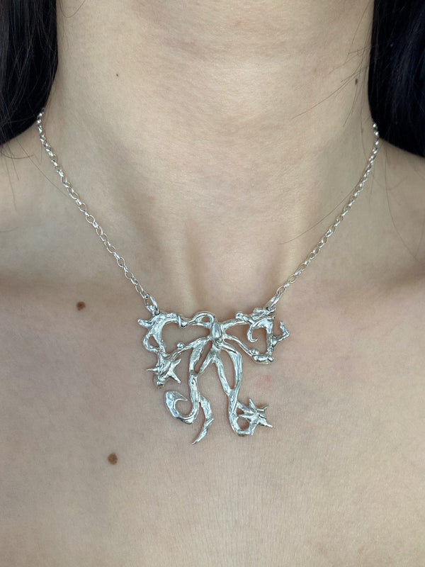 DIVINE-Moira x Mel-APOC STORE