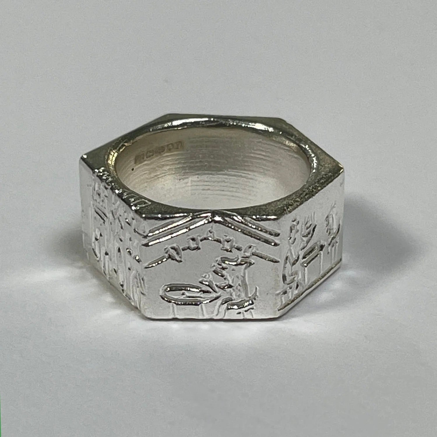Dog and Man Ring-WILLA / HILFREICH-APOC STORE